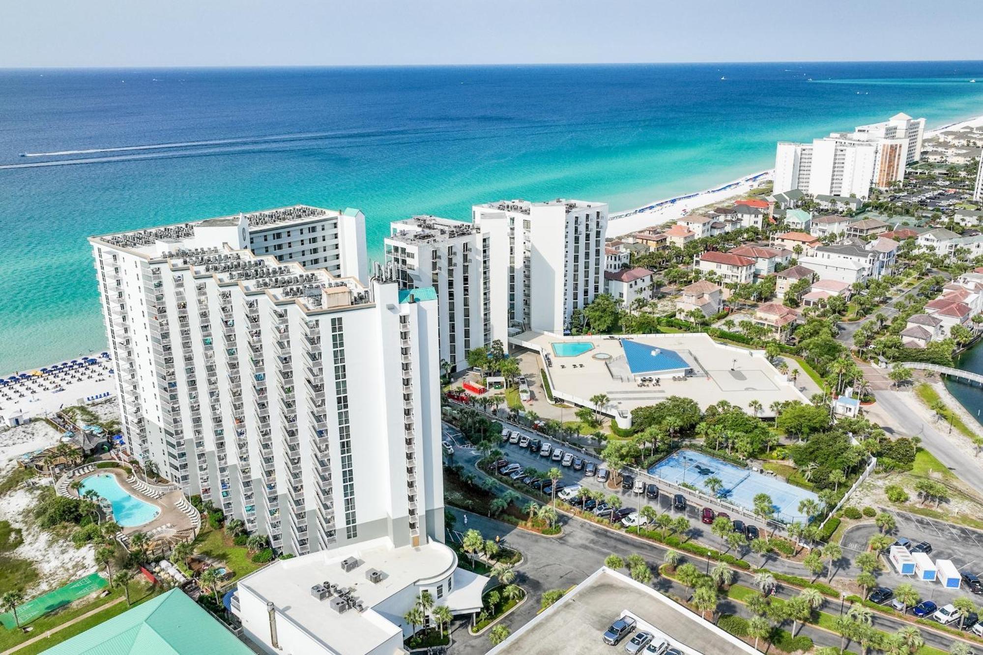 Pelican Beach Resort By Panhandle Getaways Destin Exterior foto